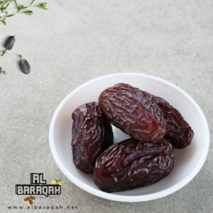প্রিমিয়াম কলমি খেজুর (Kolomi Dates) – সুস্বাদু ও পুষ্টিকর প্রাকৃতিক মিষ্টতা